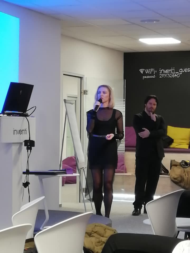 Před 14 000 dny představil Bill Gates operační systém MS-DOS, před 3 303 dny Ste…