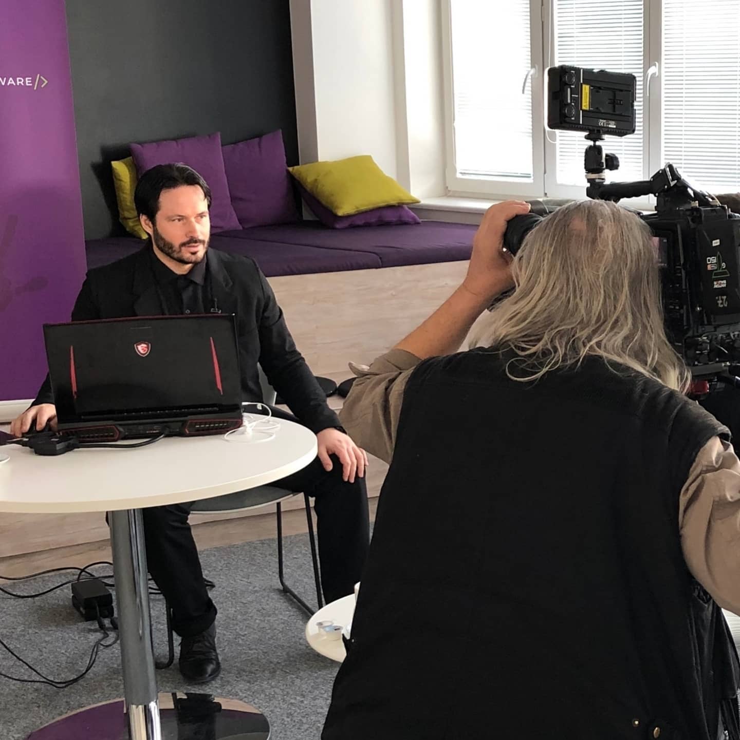 Filming with TV Nova for the programme Střepiny. I used AI to generate 2 reports...