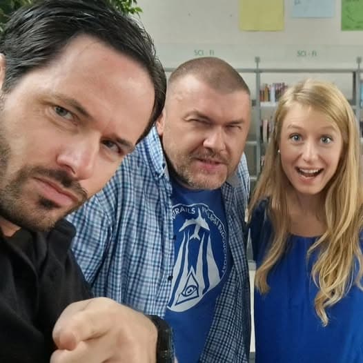 So now we know when general artificial intelligence will arrive🤖! Our expression shortly after that🤳