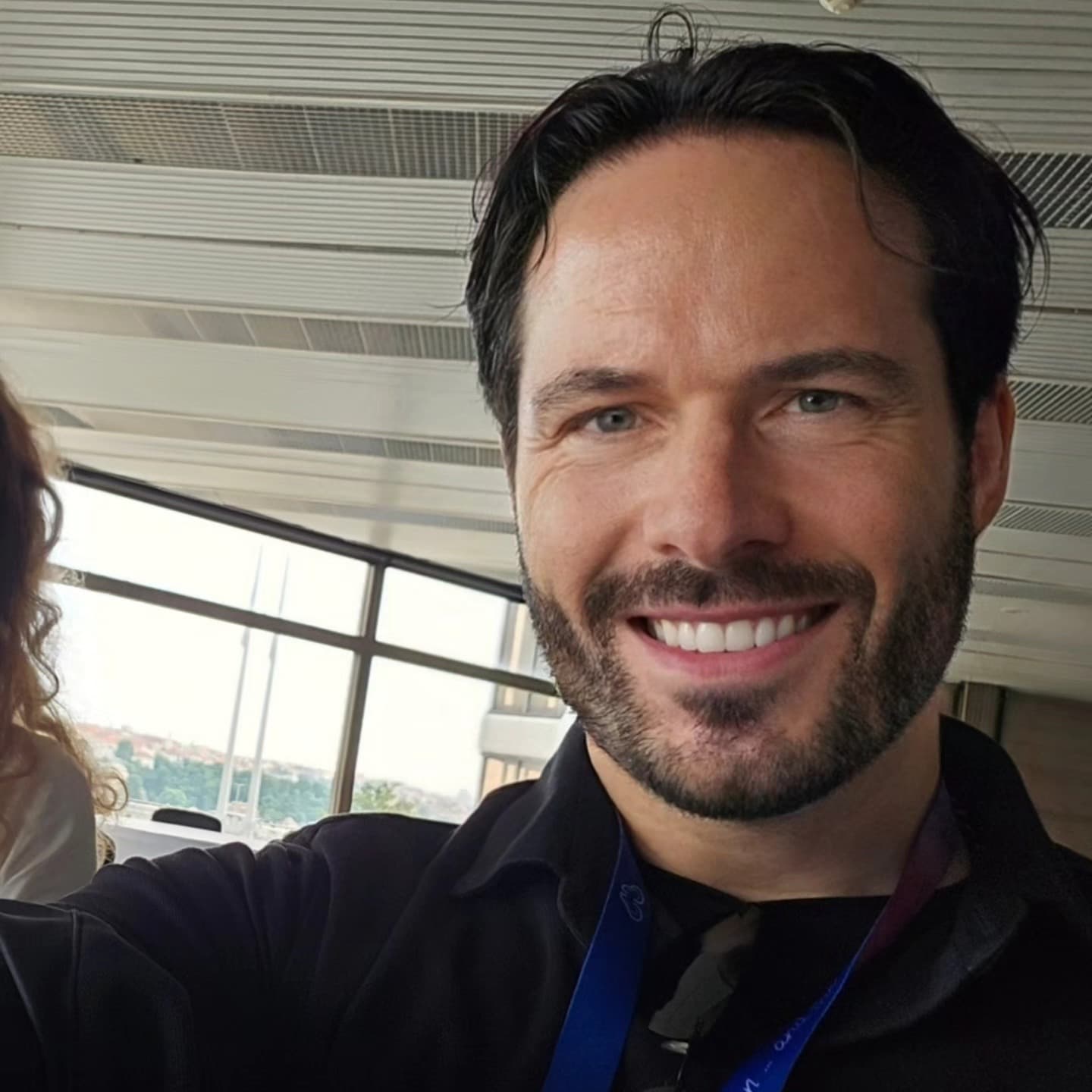 A Fascinating Weekend! After the Duel with the Ice Flake, I Attended the Listening Festival...