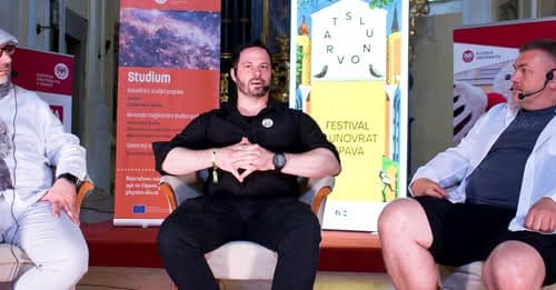 Udělá z nás ChatGPT neschopné hlupáky? A kdy nad ním ztratíme kontrolu?