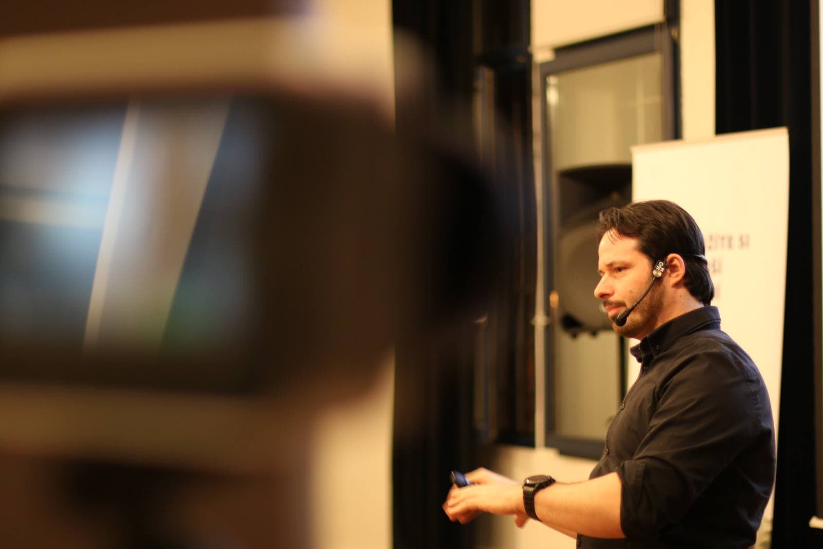 A Brief Reminder of the First Prague Webelement Conference at Paralelní Polis